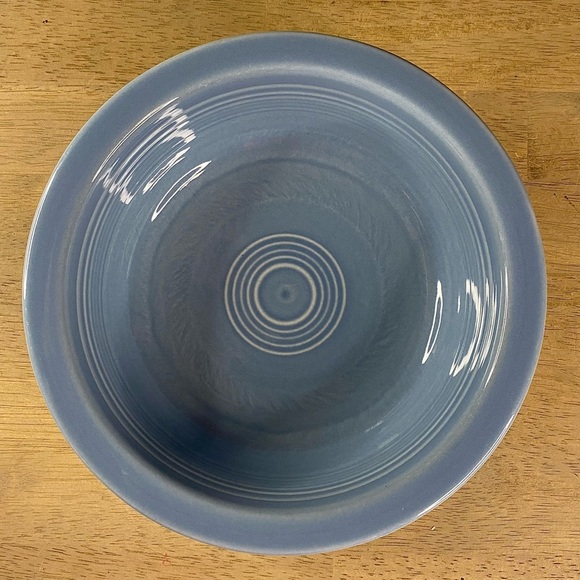 PERIWINKLE-RETIRED COLOR-  POST 86 FIESTA‎  SERVING BOWL-FIESTAWARE - Picture 2 of 8